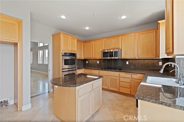 Building Photo - 1252 CAMPANIS Ln