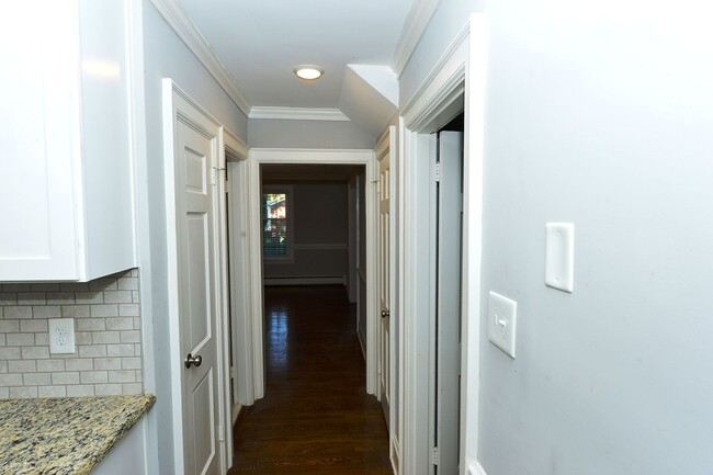 Building Photo - Water View, private wooded lot on dead end...