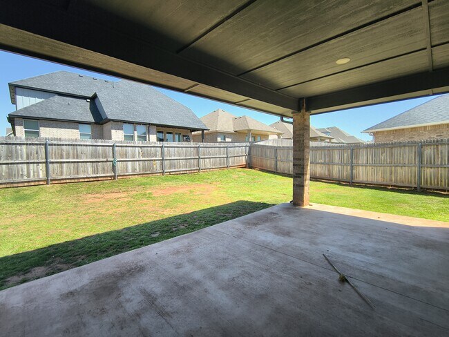 Building Photo - 6259 NW 178th Cir