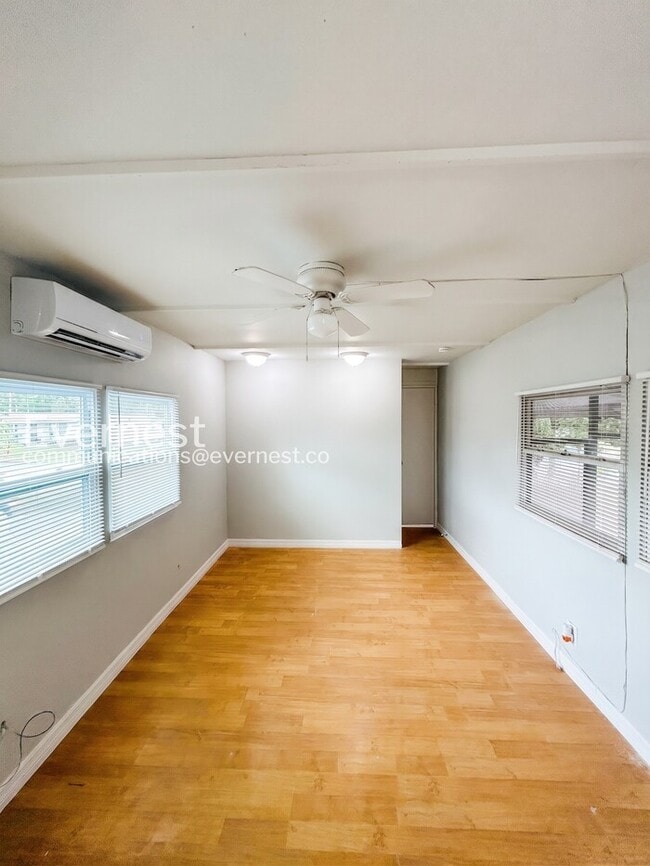 Building Photo - 2133 Melody Dr