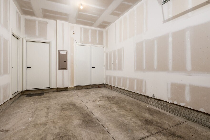 Building Photo - 911 N 4th St