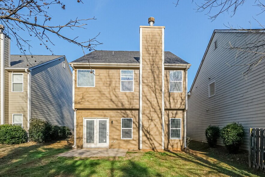 Building Photo - 1990 Lily Valley Dr