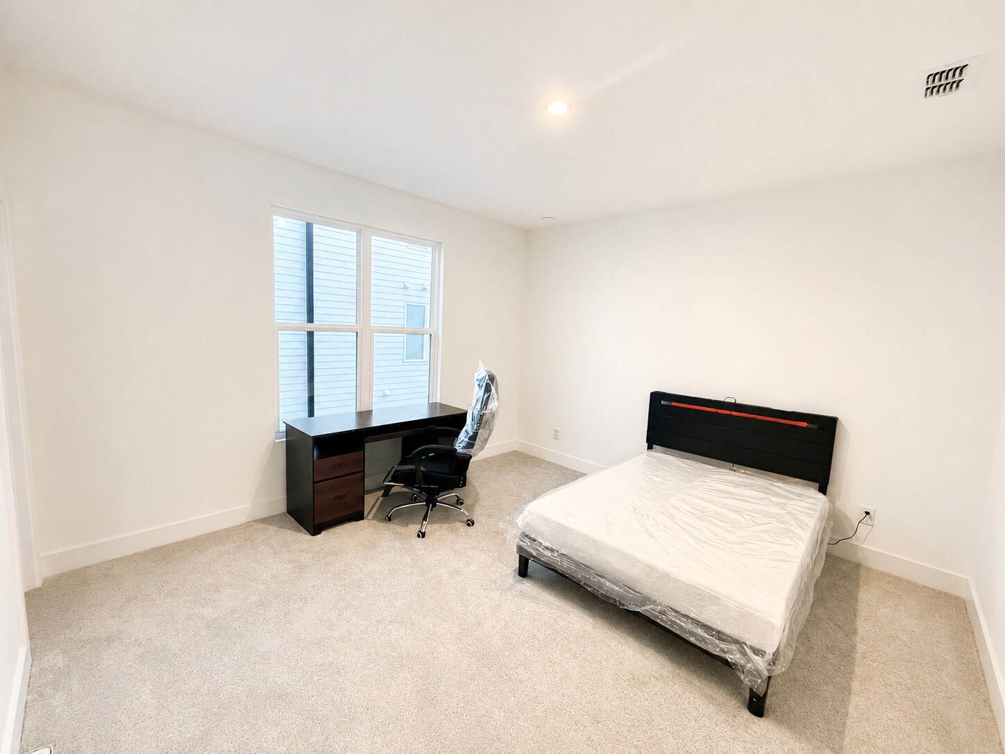 Building Photo - 510 Motivation Cir NW