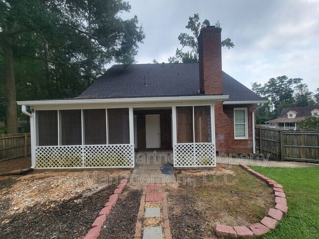 Building Photo - 288 Wakefield Ln S