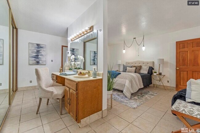 Building Photo - 225 Hunter Lake Dr