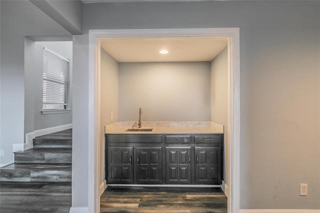 Building Photo - 3608 Hilltop Cir