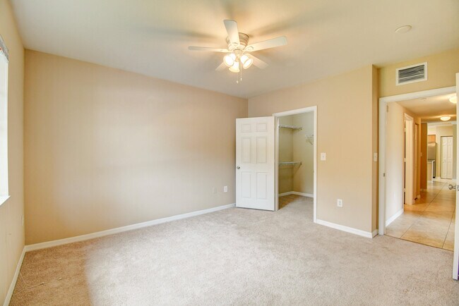 Building Photo - 6505 Emerald Dunes Dr