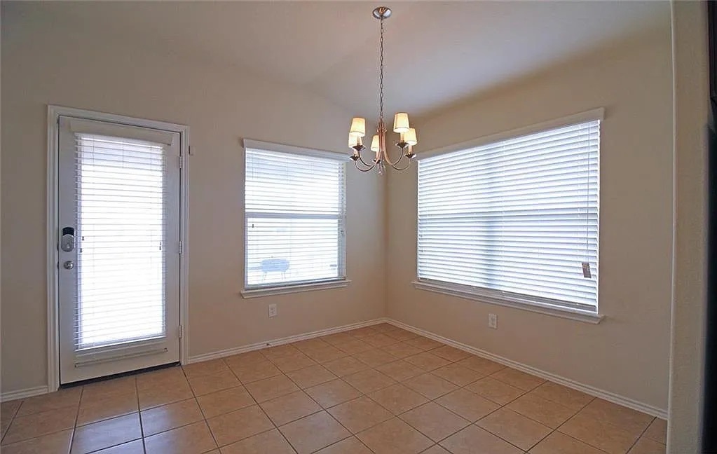 Dining Room - 4909 Bayer Hollow Dr