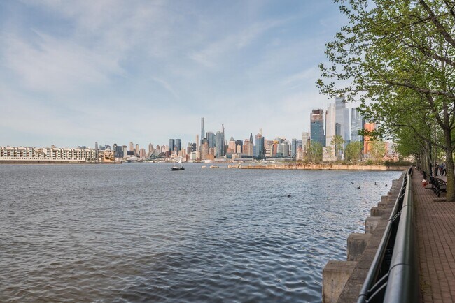 Building Photo - 1500 WASHINGTON St