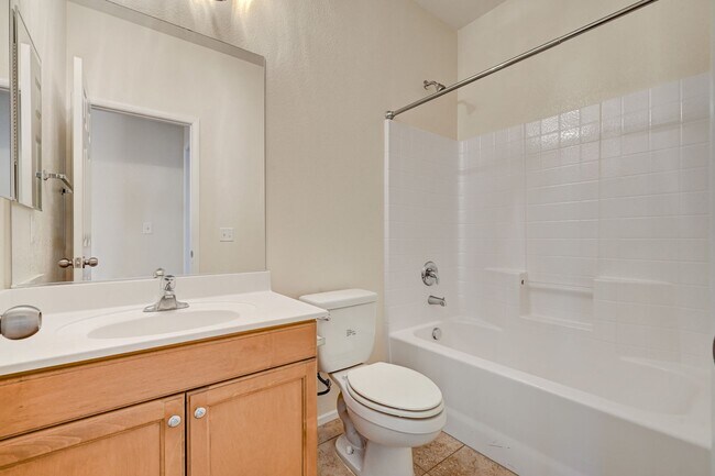 Building Photo - 4 Bedroom Near Spring Valley— Your Next Chapter Starts Here!