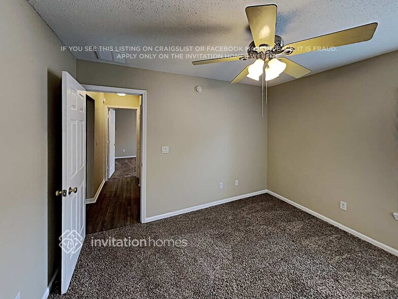 Building Photo - 3635 Live Oak Hollow Dr