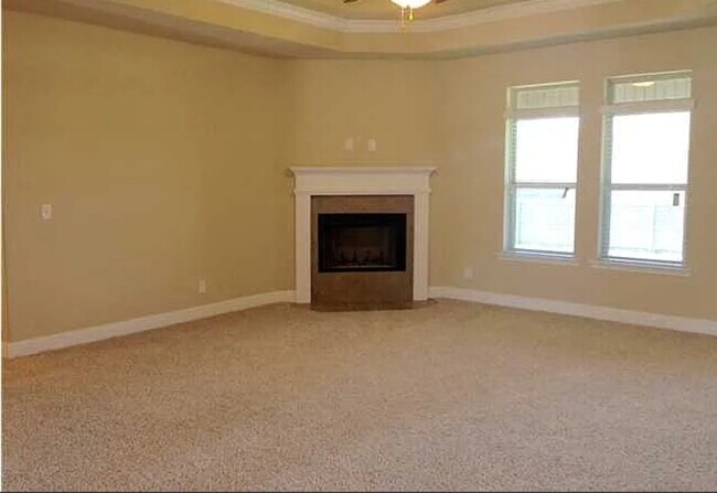Building Photo - 8095 Vane Ct