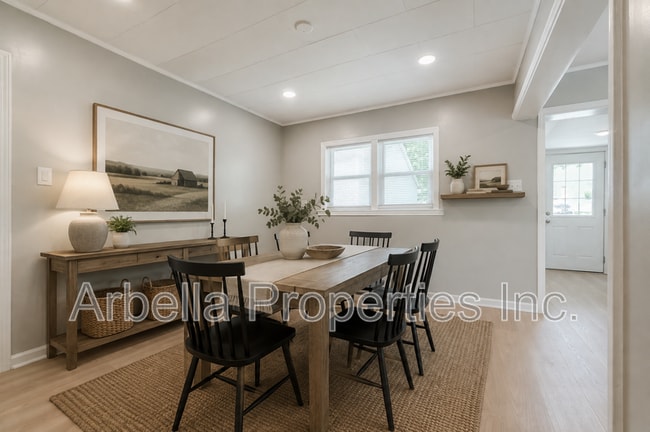 Building Photo - 2637 US-11W