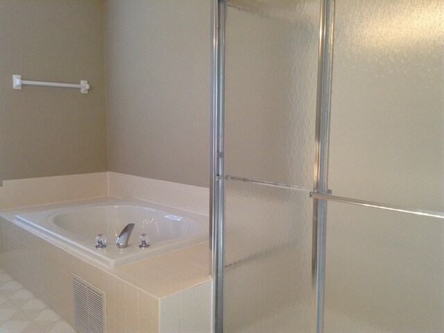 Building Photo - 684 Linden Creek