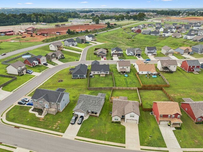 Building Photo - 219 Dugger Dr