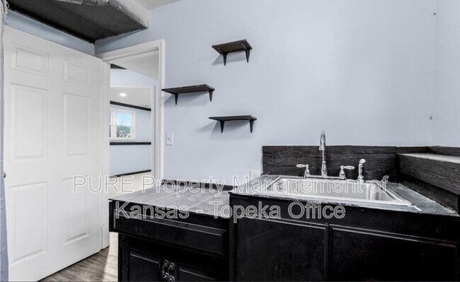 Building Photo - 12908 W 102nd St