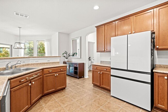 Building Photo - 122 Mancos Dr