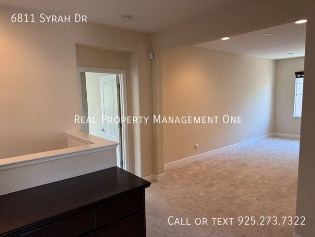 Building Photo - 6811 Syrah Dr