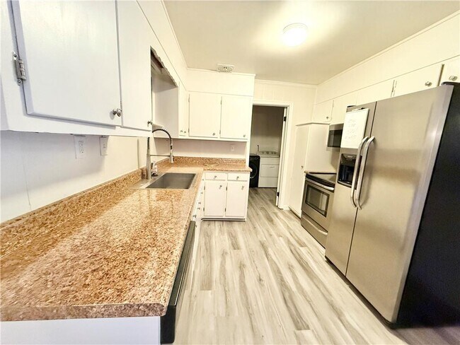 Building Photo - 3463 Canadian Way