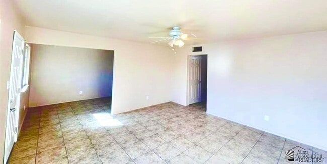 Building Photo - 1330 La Madera Dr