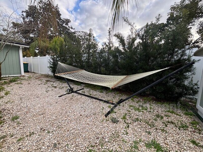 Building Photo - 14046 Aldridge Rd N