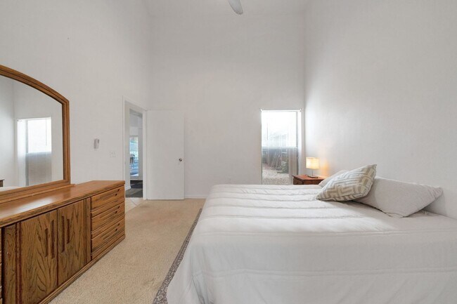 Building Photo - Charming 2BR Condo in Melbourne Beach