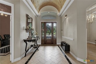 Building Photo - 9752 Trophy Oaks Dr