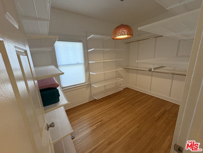 Building Photo - 4181 Lincoln Ave