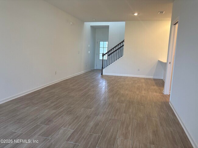 Building Photo - 135 Silver Myrtle Ct