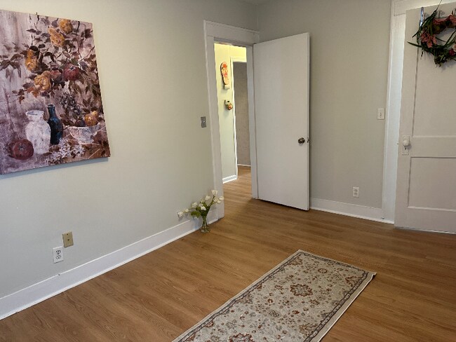 Building Photo - 269 N 1st Ave