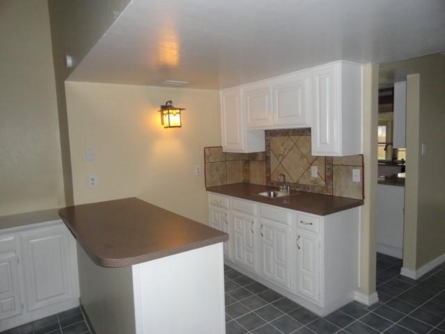 Building Photo - 4029 Longstraw Dr