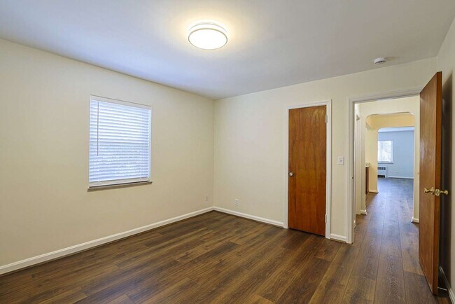 Building Photo - 3470 Brotherton Rd