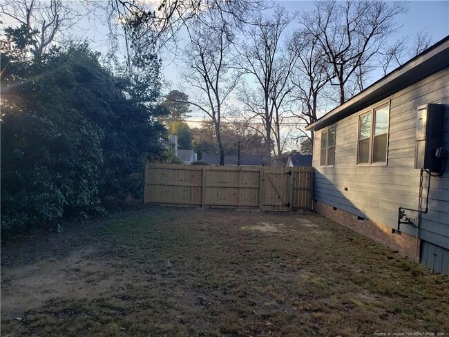 Building Photo - 1219 Hilltop Ave