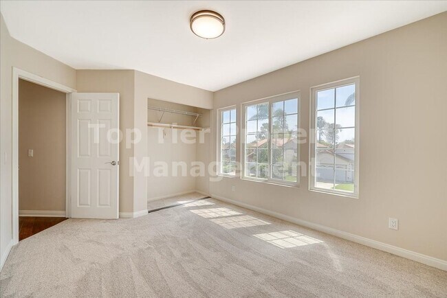 Building Photo - ***Beautiful 3 bed / 2.5 bath / 1,975 sqft House in the Vista/Shadowridge Neighborhood - Availabl...