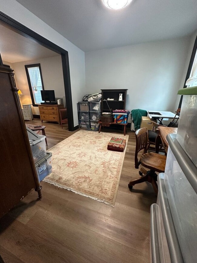 Building Photo - Lebanon City 3 bed- small dog allowed