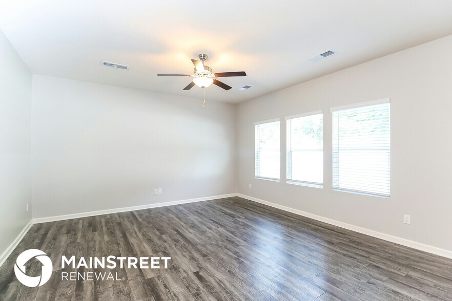 Building Photo - 13030 Joclaire Ct