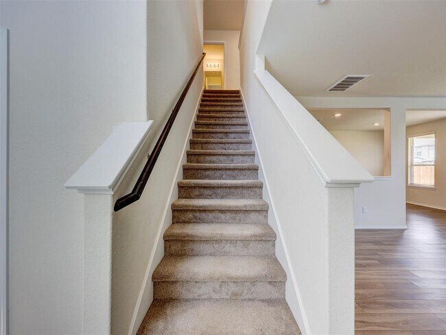 Building Photo - 116 Prairie Falcon Wy