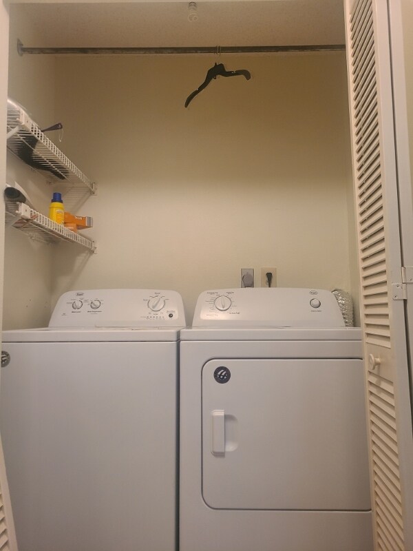 Building Photo - 6057 Topher Trail