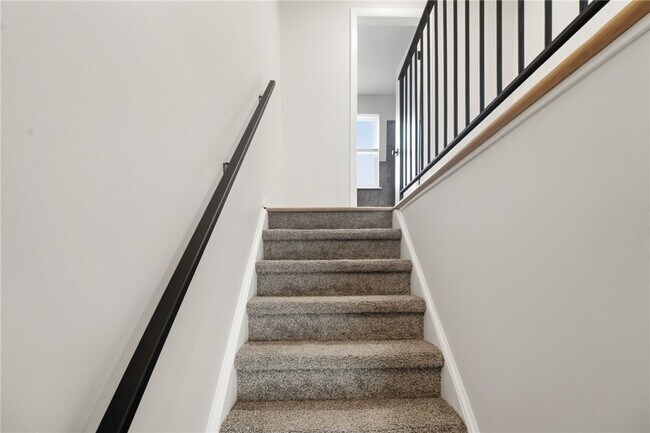 Building Photo - 17 Willowick Dr