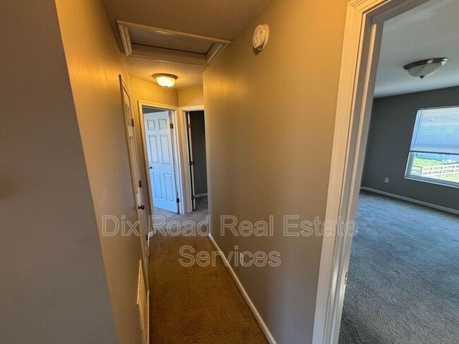 Building Photo - 106 Day Pl