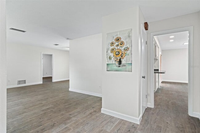 Building Photo - 3305 Arnel Ct