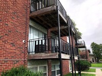 Building Photo - 6226 Laurelton Ave