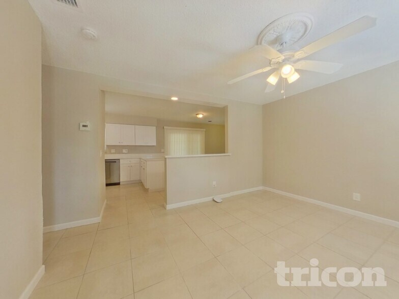 Building Photo - 15375 Hopedale Ln