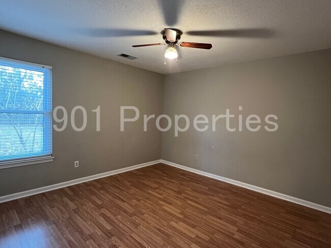 Building Photo - 5650 Richburg Ave