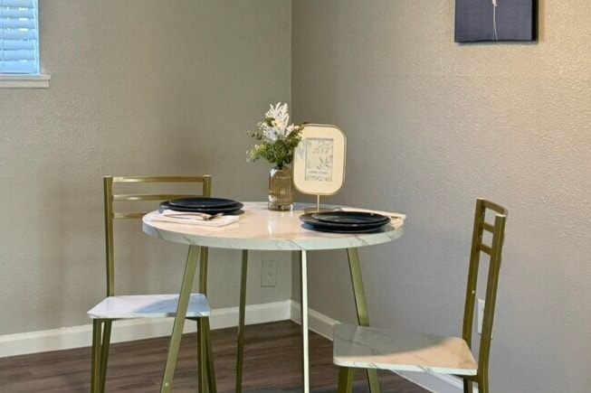 Building Photo - Garner Park