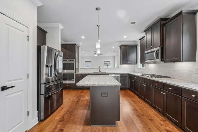 Building Photo - Loganville