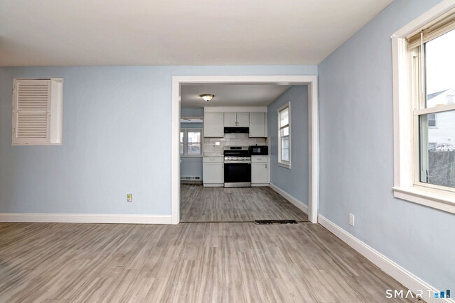 Building Photo - 106 Higbie Dr