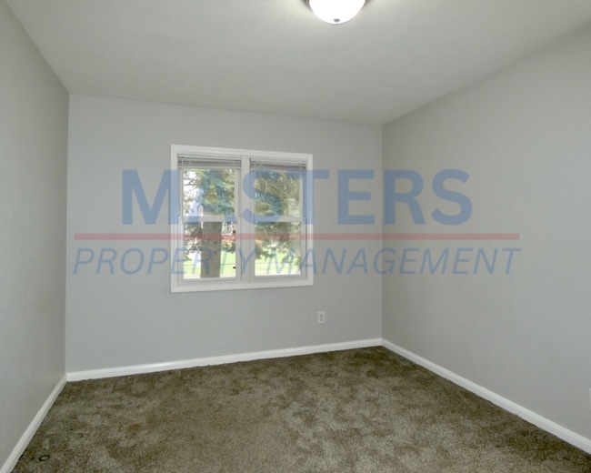 Building Photo - 3 Bed 1 Bath Toledo Home