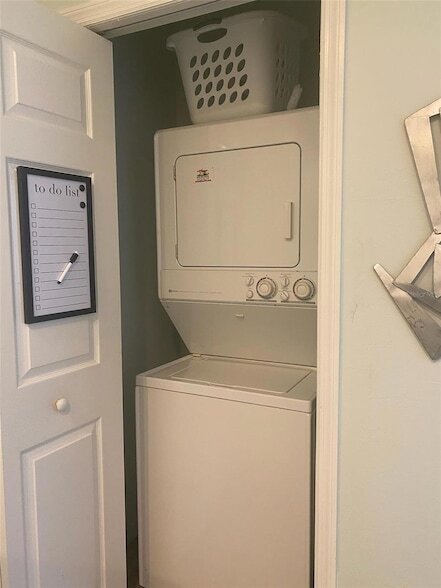 Building Photo - 3304 Lisa Ln