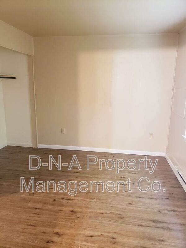 Building Photo - 3910 PA-447